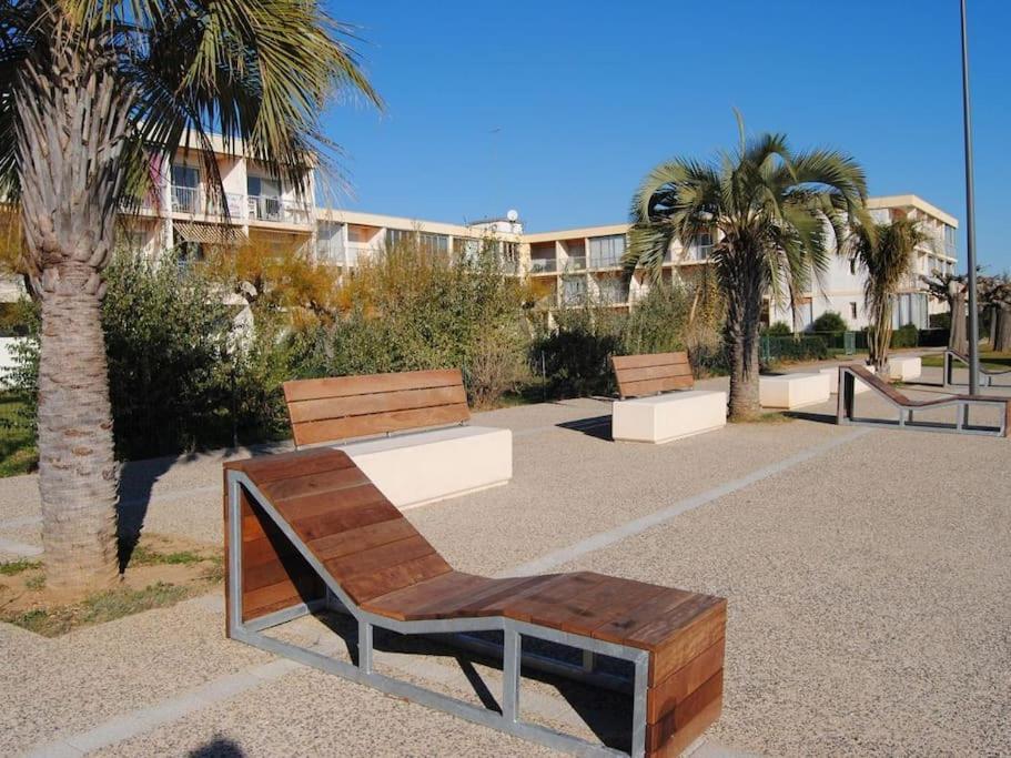 Grande Villa Neuve Avec Piscine Pres Mer Et Sete Balaruc-les-Bains Exterior foto